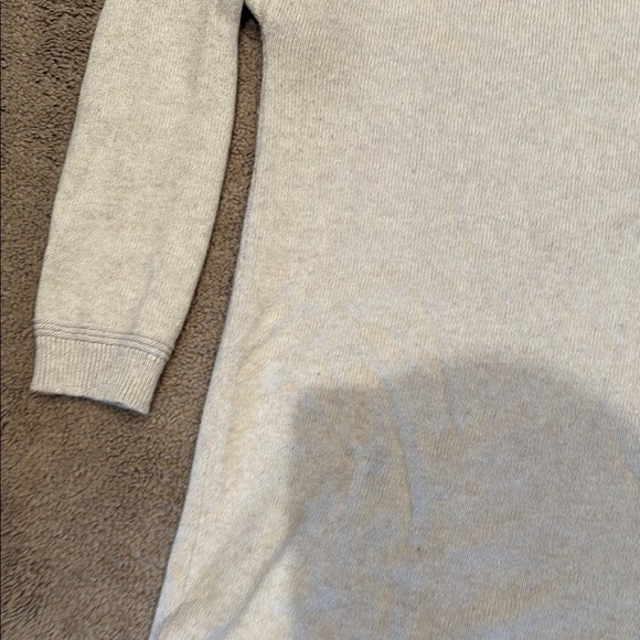 Old Navy Cream Off-the-Shoulder Sweater Relaxed Fit - Picture 4 of 4